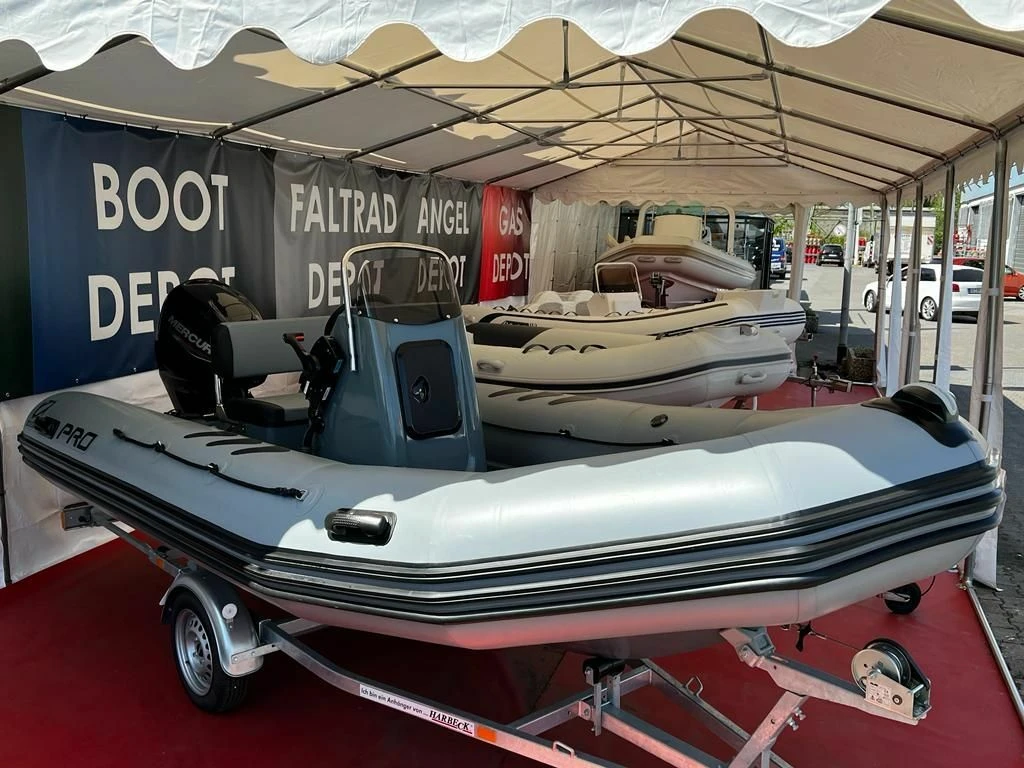 Zodiac Pro 500 NEO Inkl. Mercury F 60 EFI ELPT & Harbeck Trailer 3 Zodiac Pro 500 NEO Inkl. Mercury F 60 EFI ELPT & Harbeck Trailer