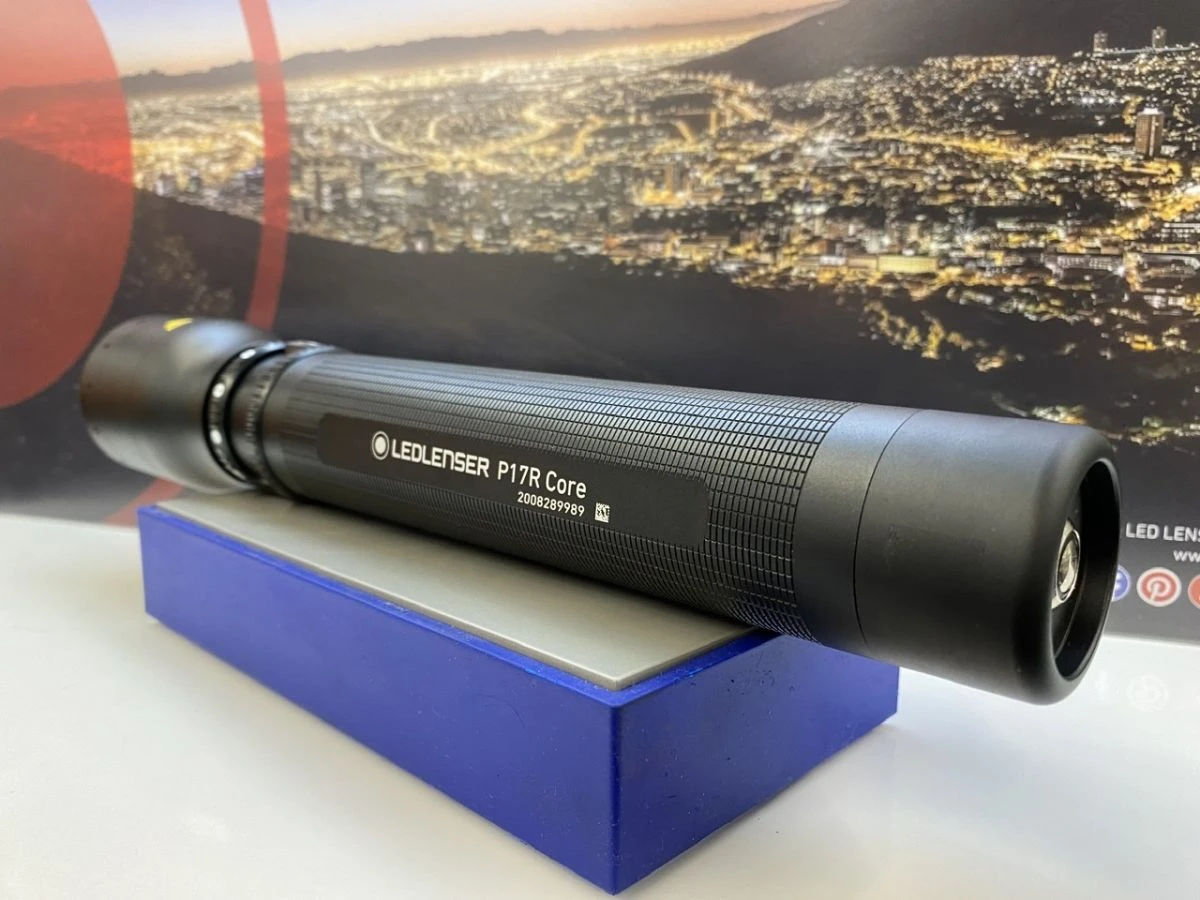 LED LENSER® P17R CORE Taschenlampe 4 LED LENSER® P17R CORE Taschenlampe – Bild 2