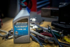 Quicksilver 4-Takt 10W30 Aussenborderöl 1L Flasche